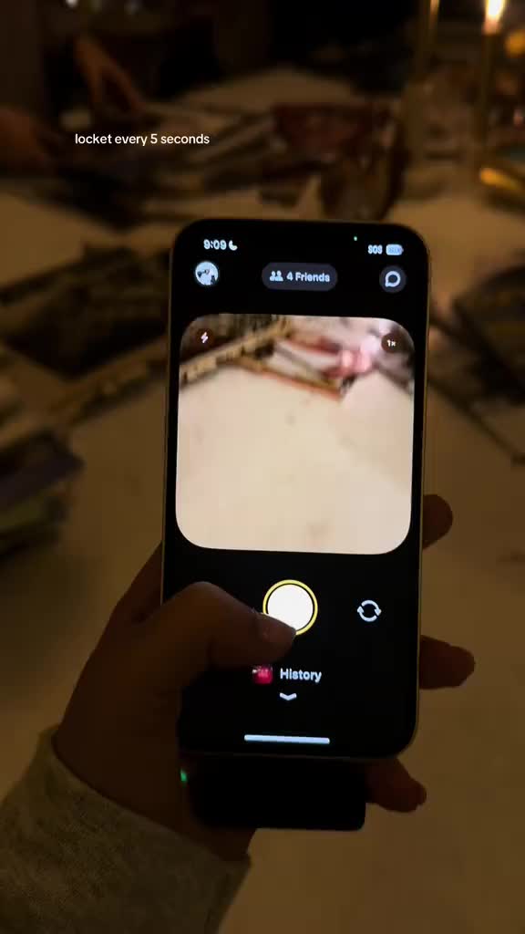 me every 5 seconds 🤳 #locket #craft #art #locketwidget #ldr 