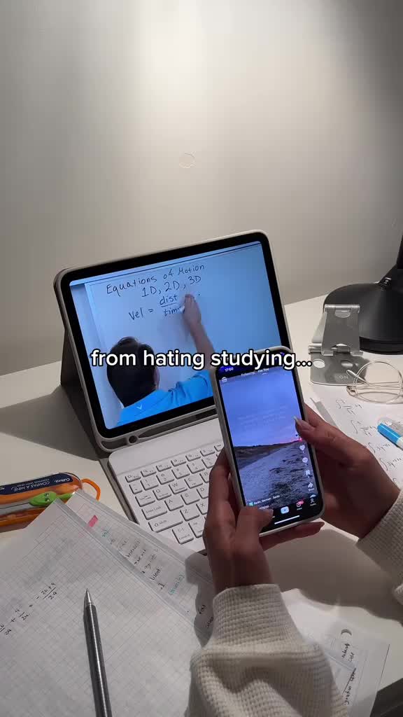studytok changed my life 📖🎧👩🏻💻🧠⭐️#study #student #studytok #studyhacks #focustree #studytips #studytiktok #school