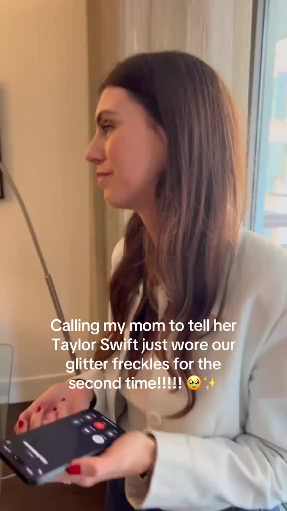 moms are always the first call 🥺🫶 #taylorswift #glitterfreckles #taylornation #lifeofashowgirl