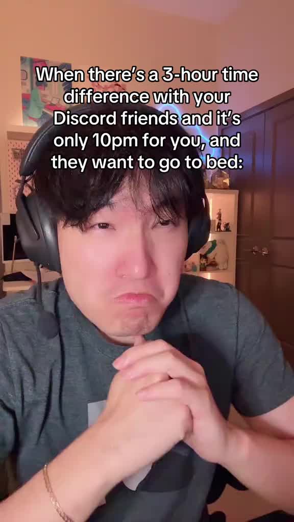 The night is still young #gamersbelike #discordvc #relatable #onlinefriends