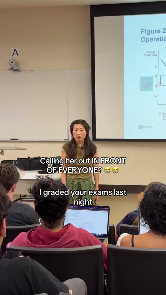 Just exposing her 43% ☠️ #college #collegelife #study