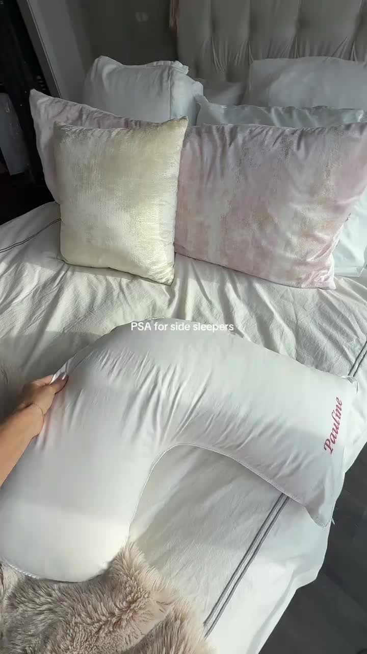My pillowbar pillow and me against the world (my husband) #pillowbar #sidesleeper #sidesleeperpillow