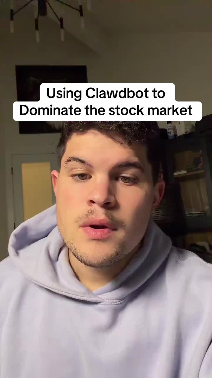 #greenscreen clawdbot is insane and might actually change how I trade in the stock market 📈💰 #clawdbot #stockmarket #s