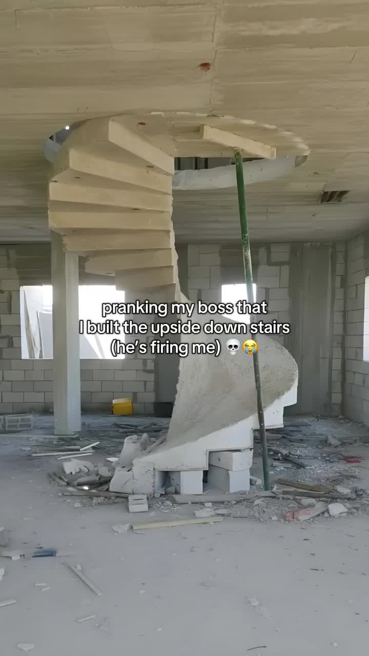 help me find a new job🔨 I used Cocopix app #fyp #aiprank #prank #funny #funnyvideo