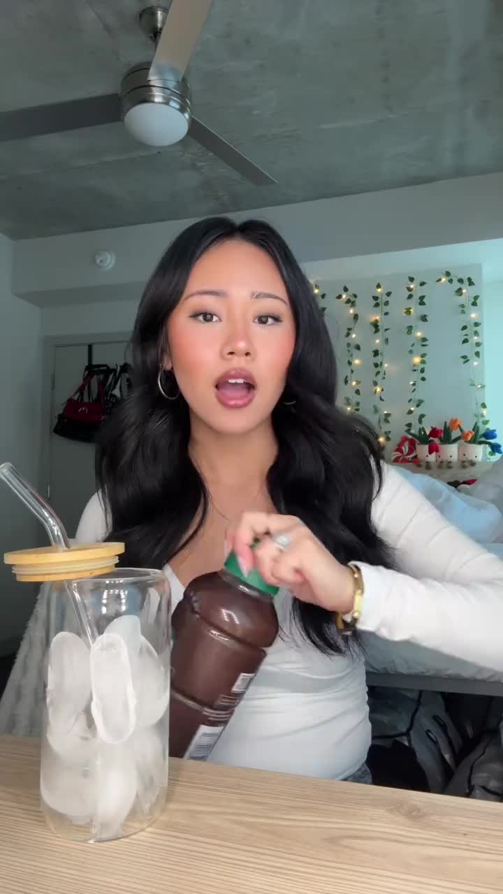 i’m kidding it’s not that deep #collegehacks #unistudent #coffee #studyforexams #studytutorial