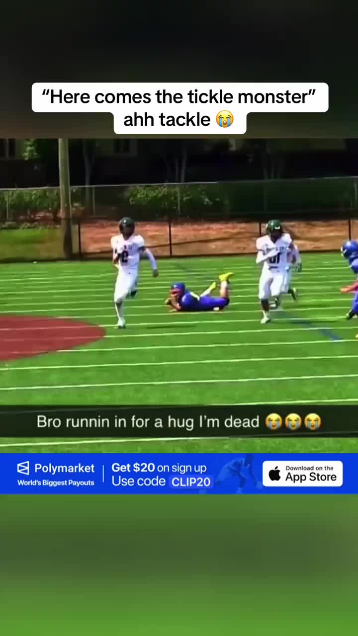 “Here comes the tickle monster” ahh tackle 😭 Get $20 on Polymarket app with code CLIP20 #CollegeFootball #nfl #fyp