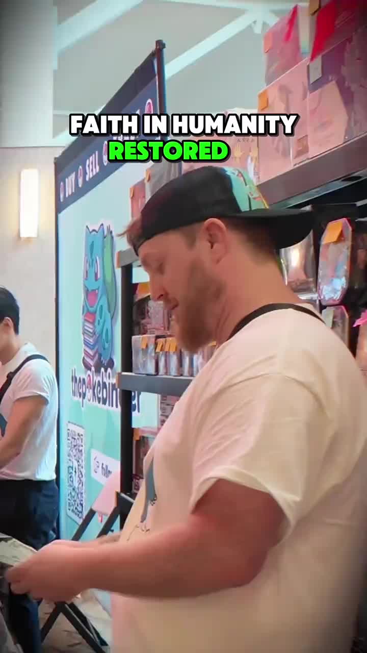 Zero hesitation. What a kind soul ❤️ #wholesome #pokemon #vendorpov #pokemonvendor #pokemontcg