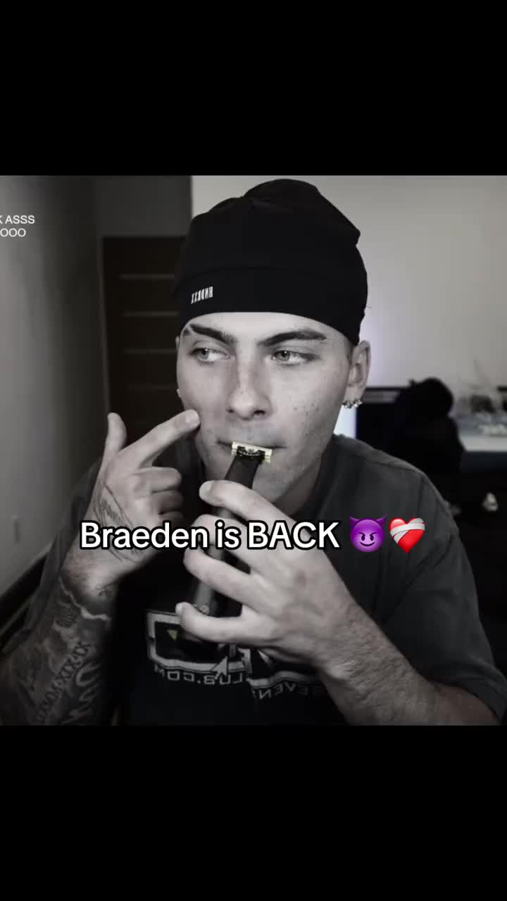 Braeden shaves his face and is finally BACK mogging  #braeden #mogging #twitchclips #fyp #trending