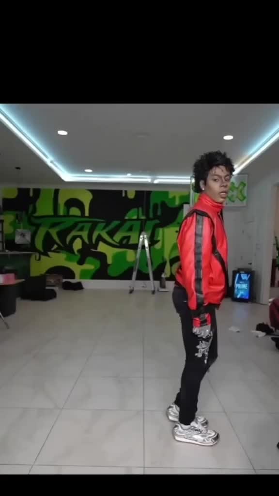 Best Moonwalk Trend! Credits to: AdiRanksZ #trending #shorts #followme #moments #fyp