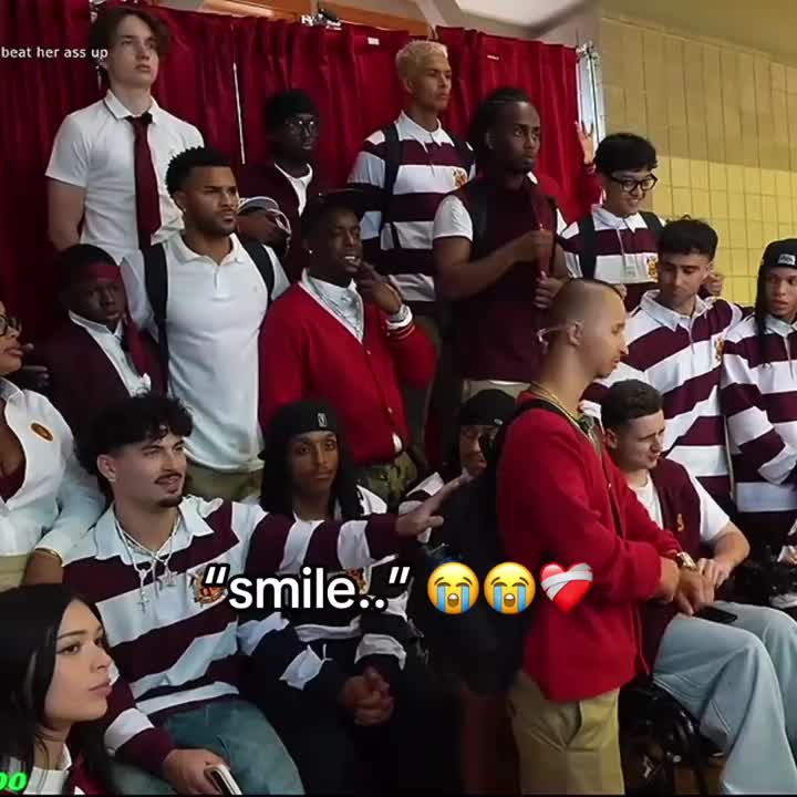 Braeden makes Aishah Sofey smile and blush during Streamer University  #braeden #aishahsofey #kaicenat #streameruniversi