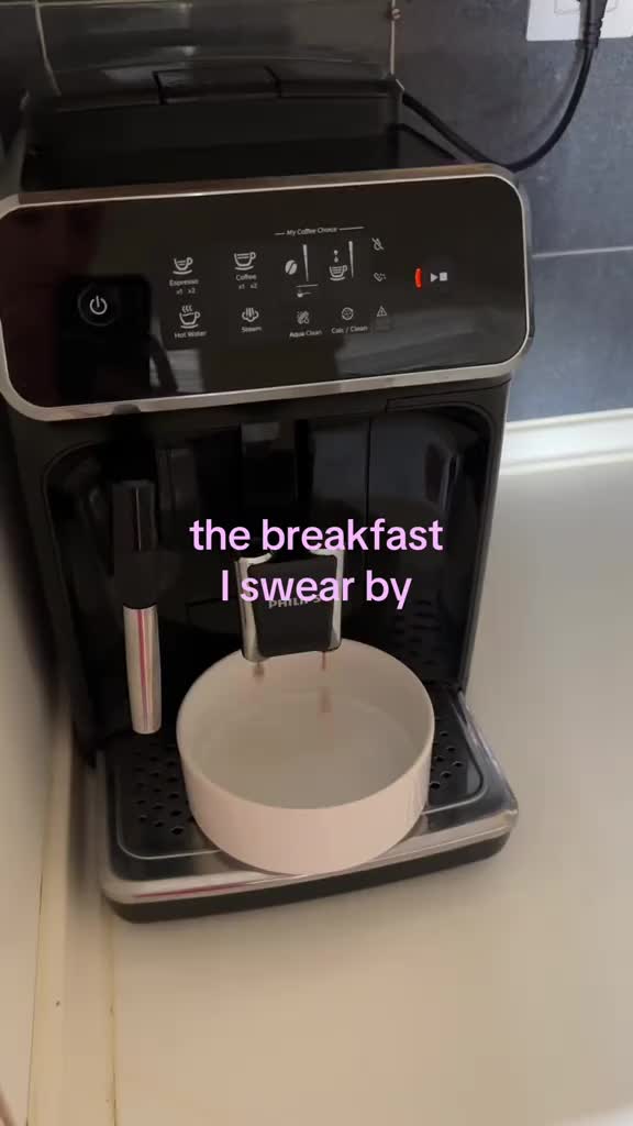 I’ve made this so many times, and it always hits. 🧎‍♀️‍➡️ Perfect for when I’m craving a sweet breakfast! #breakfast#ch