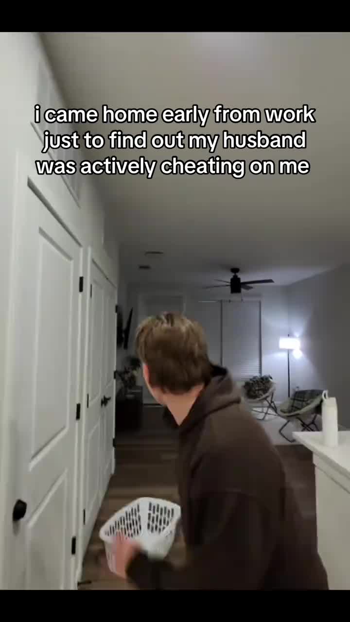 she was in the shower 🫩 #cheater #husband #cheating #caught