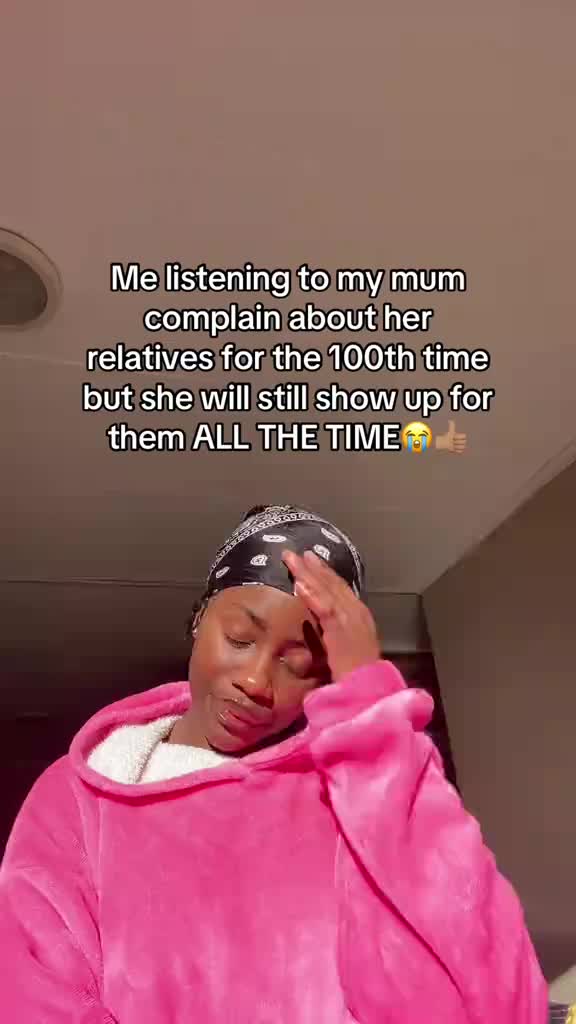 She honestly gives me stress😭😭