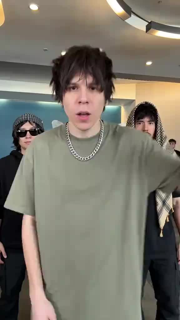 En sus tiktok era #elrubius #germangarmendia #auronplay #quackity 🎬 Hecho con @ImagineArt