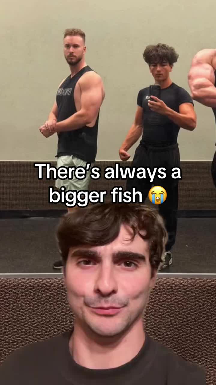 Craig Golias doesn’t look real.  - - - #gym #workout #bodybuilding #fyp #muscles