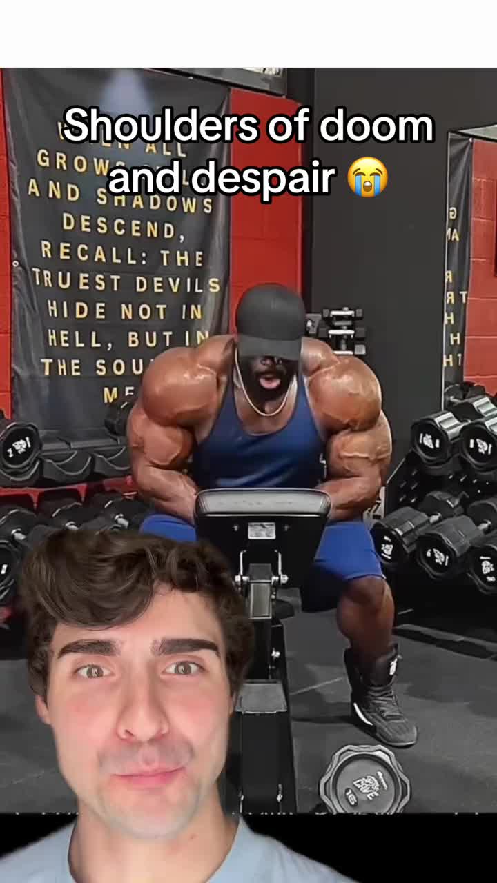 Samson Dauda might win it all this year 👀 - -“DYL” at @ekkovision - #gym #samsondauda #bodybuilding #mrolympia #bodybu