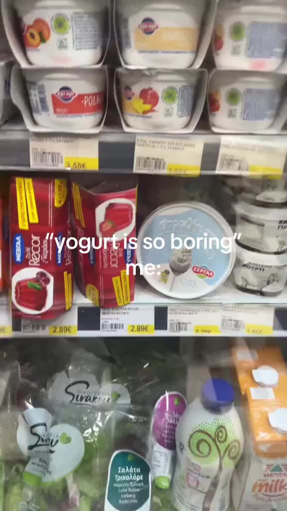 wait until the end result 🧎♀️➡️🧎♀️➡️🧎♀️➡️ #froyo #yoghurtbowl #lockin