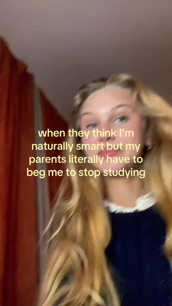 Work hard girl #studytok #academicvalidation #StudyTips #studywithme #studymotivation