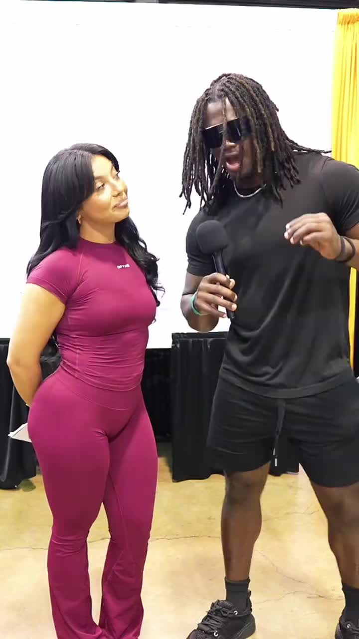 How much does your Man have to Bench Press #gym #fyp #publicinterview