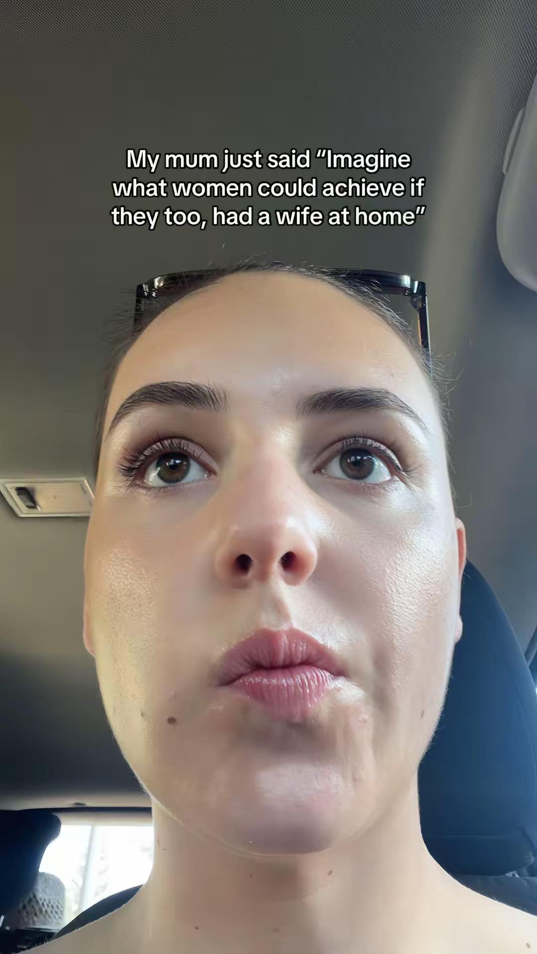 Viral TikTok post with 989.3K views